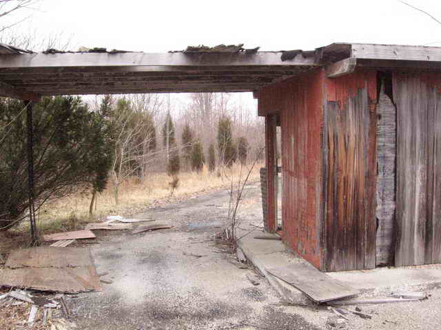 Lake Drive-In - 2006 Photo